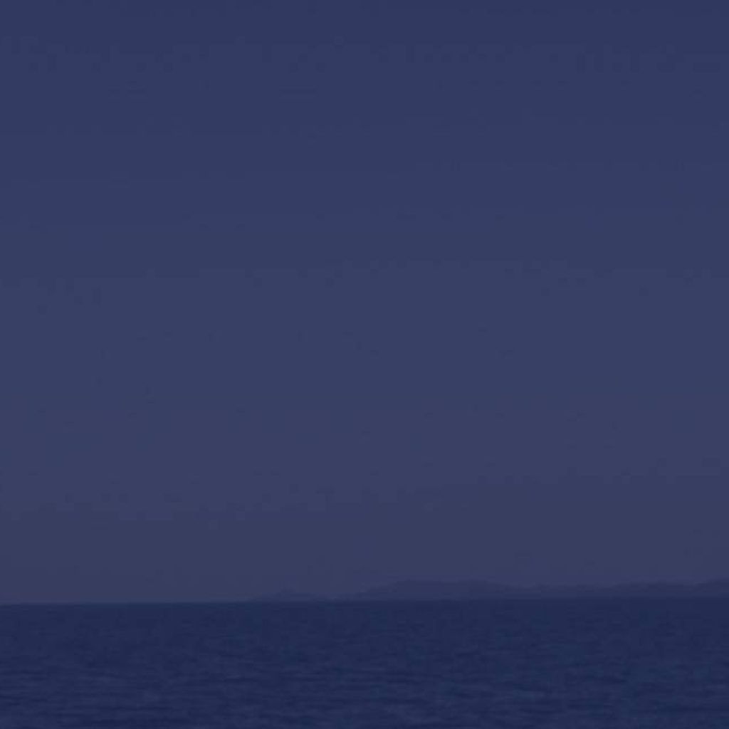 feature-product-travel-sunseeker-boat-003 feature-product-travel-sunseeker-boat-003